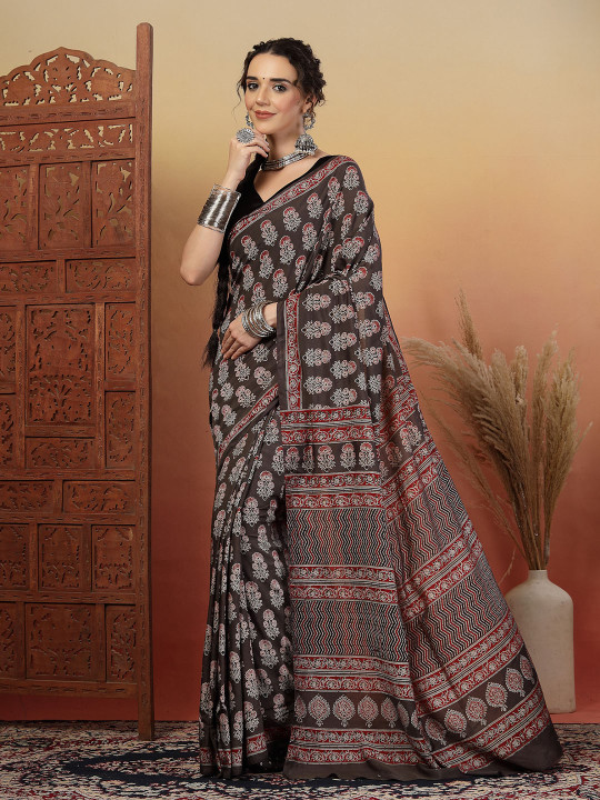 Ethnic Motifs Printed Pure Muslin Saree - Image 6