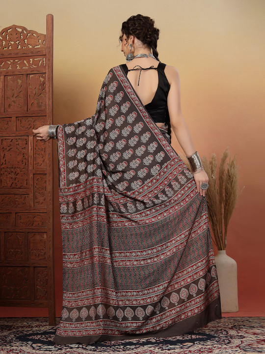 Ethnic Motifs Printed Pure Muslin Saree - Image 5
